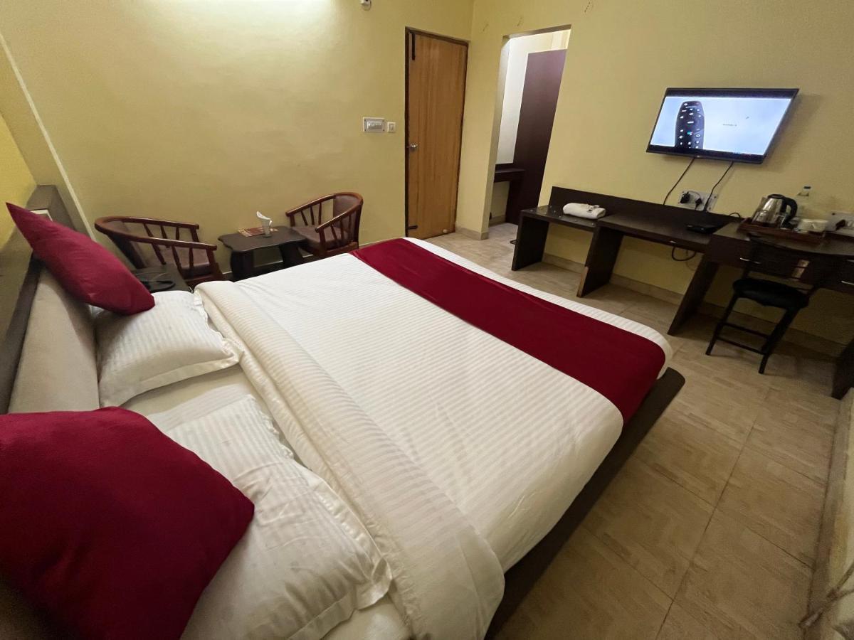 Hotel Magnet House Dehradun Bagian luar foto