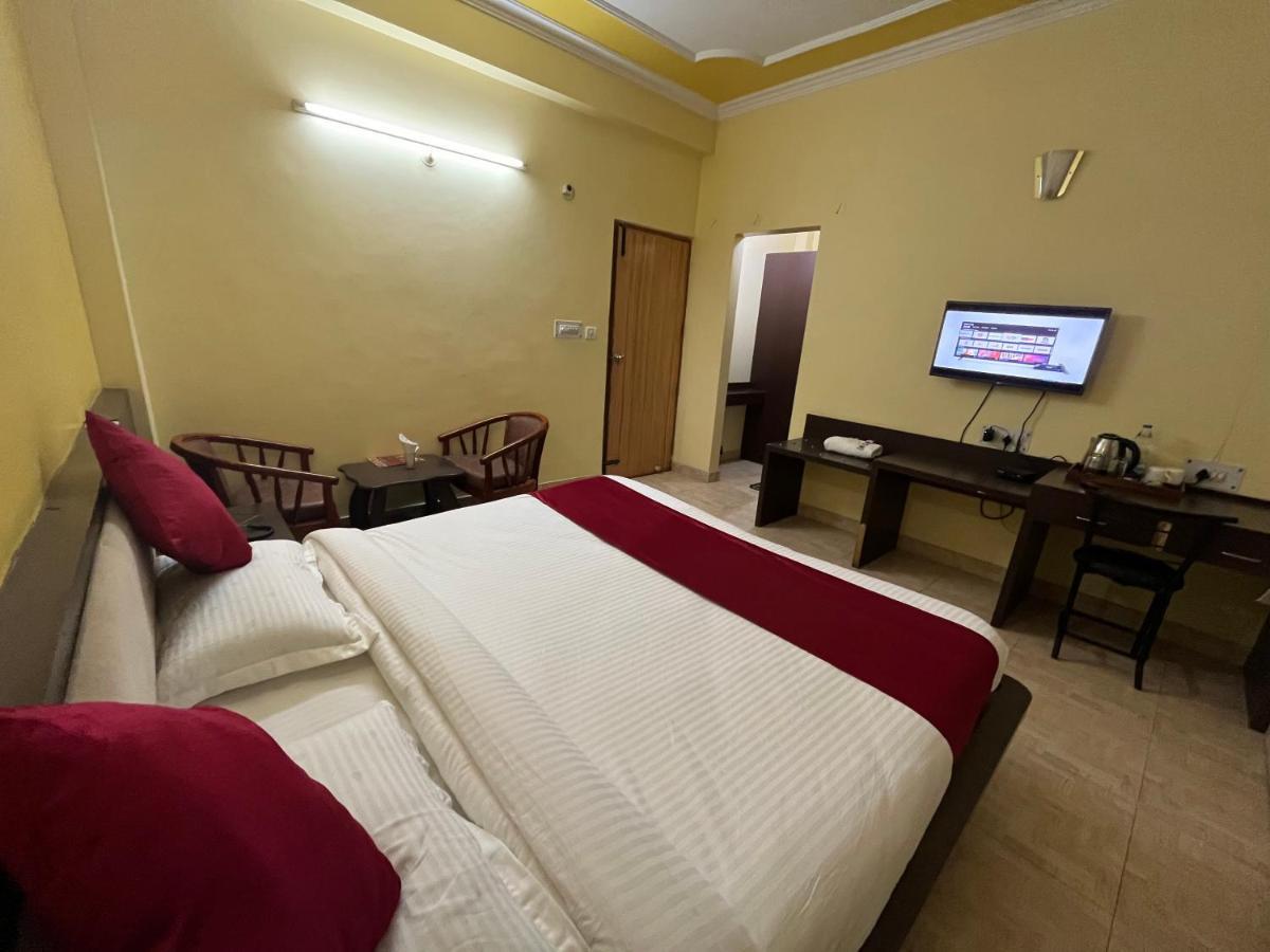 Hotel Magnet House Dehradun Bagian luar foto